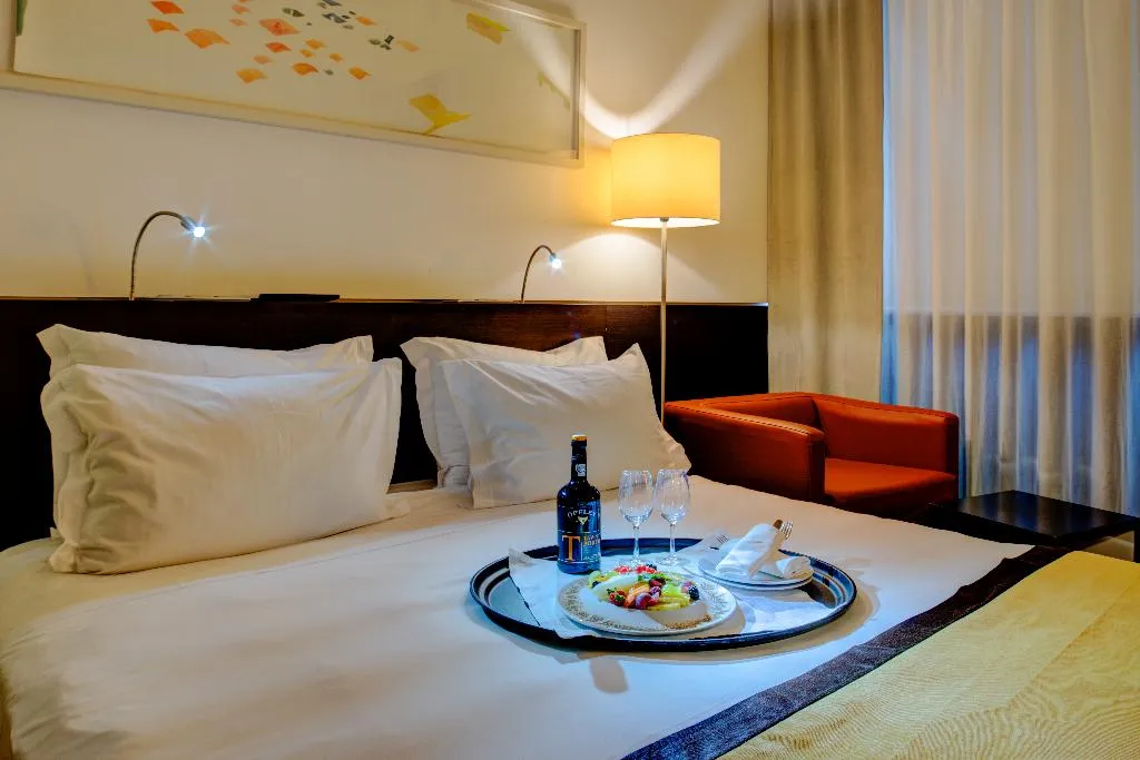 DOUBLE STANDARD Room, VIP Grand Lisboa, Lisbon