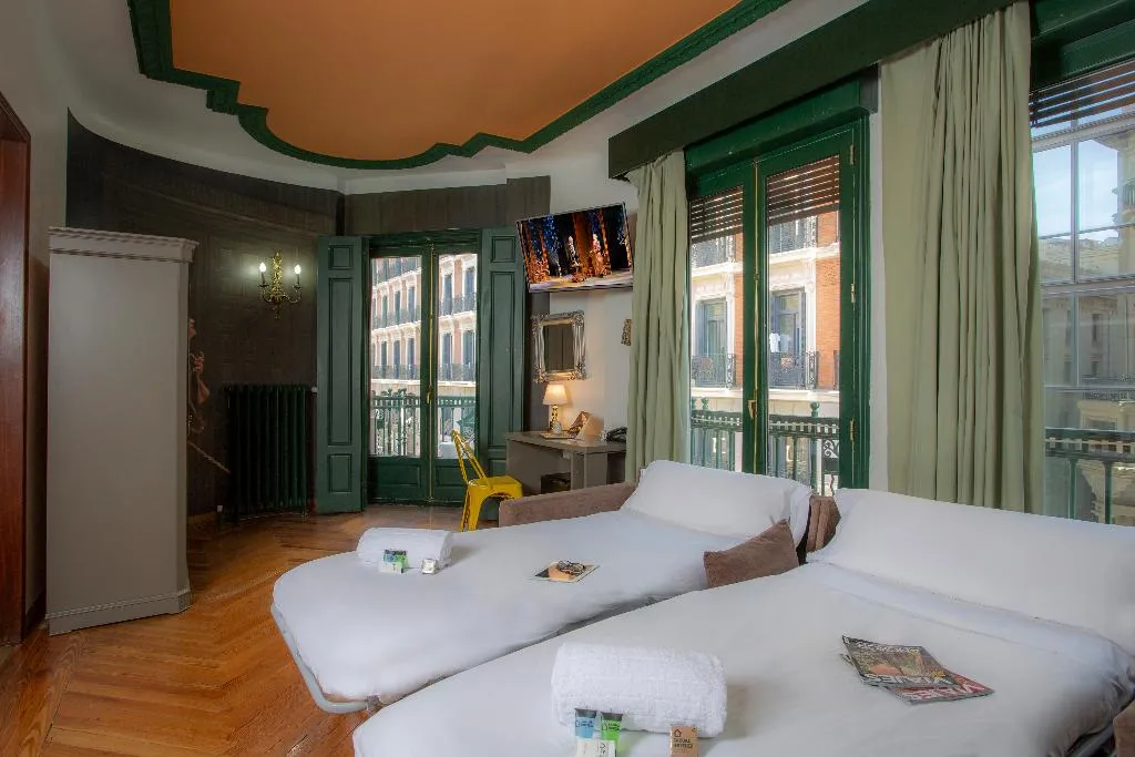 QUADRUPLE STANDARD Room, Casual del Teatro Madrid, Madrid