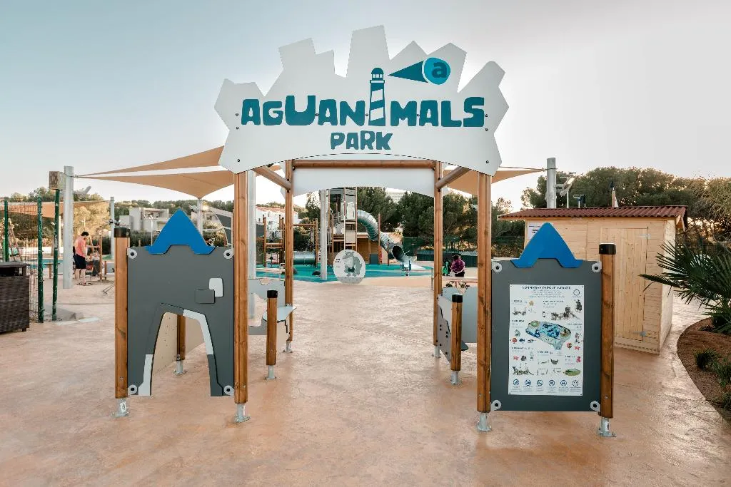 Sports and Entertainment, Club Hotel Aguamarina, Menorca