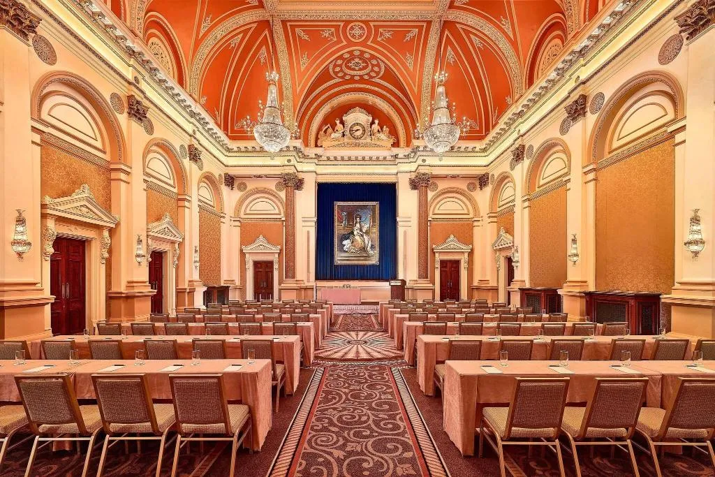 Conferences, The College Green Hotel Dublin, Autograph, Dublin