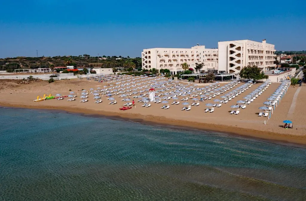 General view, Hotel Club Eloro, Catania