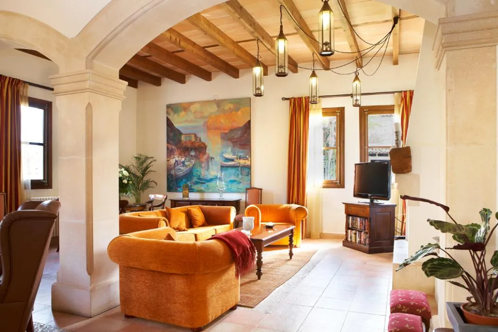 Lobby, Puig de Ros d Alt, Majorca