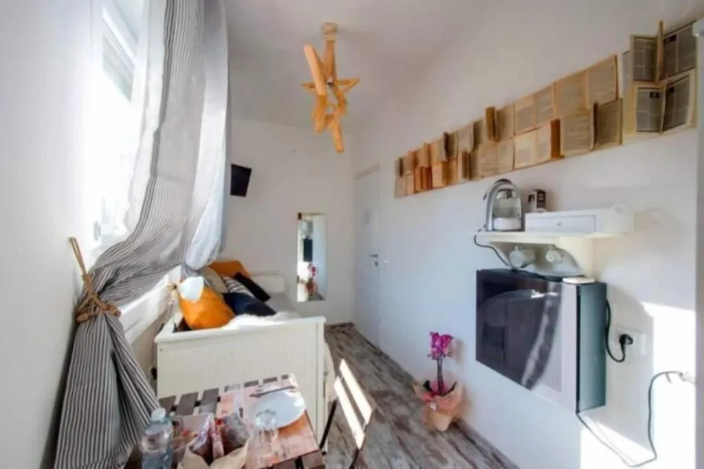 Room, Letto E Latte, Naples