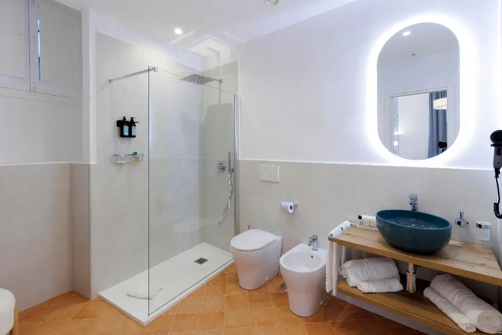 Room, D'amalfi Hospitality, Naples