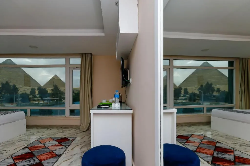 Room, Turquoise Pyramids Hotel, Cairo