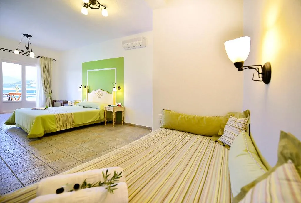 Double or Twin SUPERIOR WITH AIR CONDITIONING Room, Pelican, Mykonos