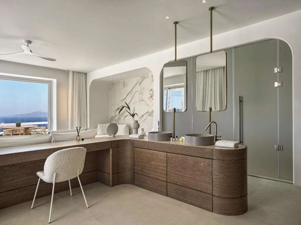 SUITE SUPERIOR WITH PRIVATE POOL Room, Lovia Mykonos, Mykonos
