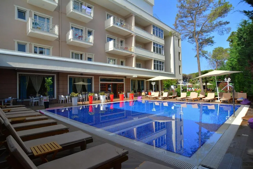 Pool, Sandy Beach Resort, Durres