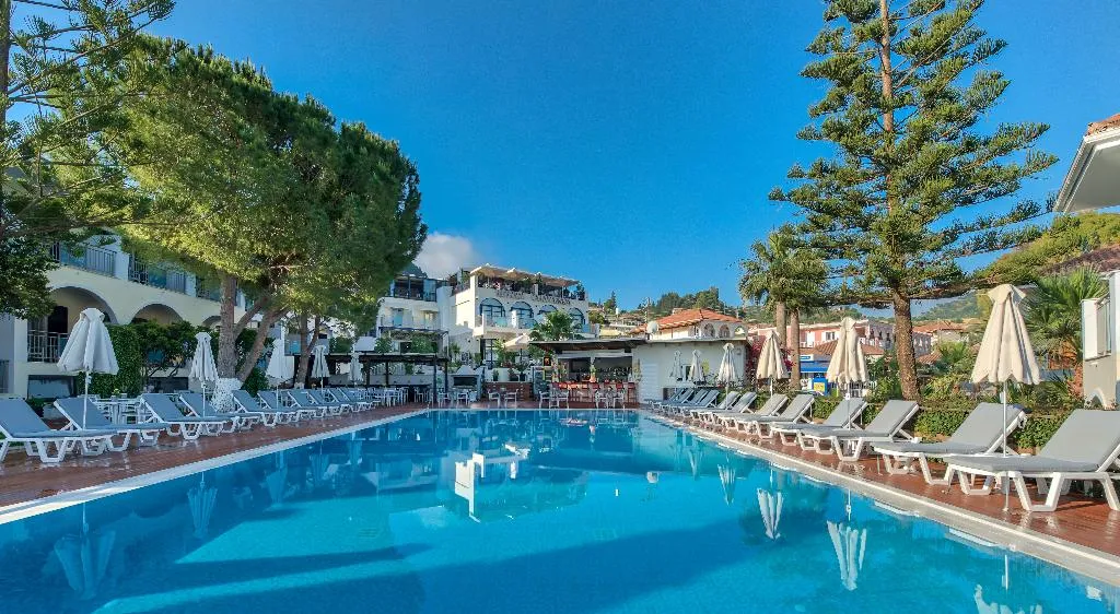 Pool, Contessa, Zante