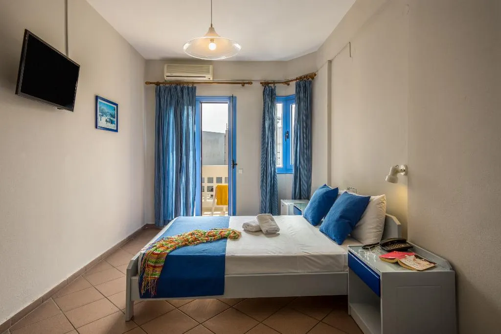 TRIPLE STANDARD Room, Hersonissos Central, Crete
