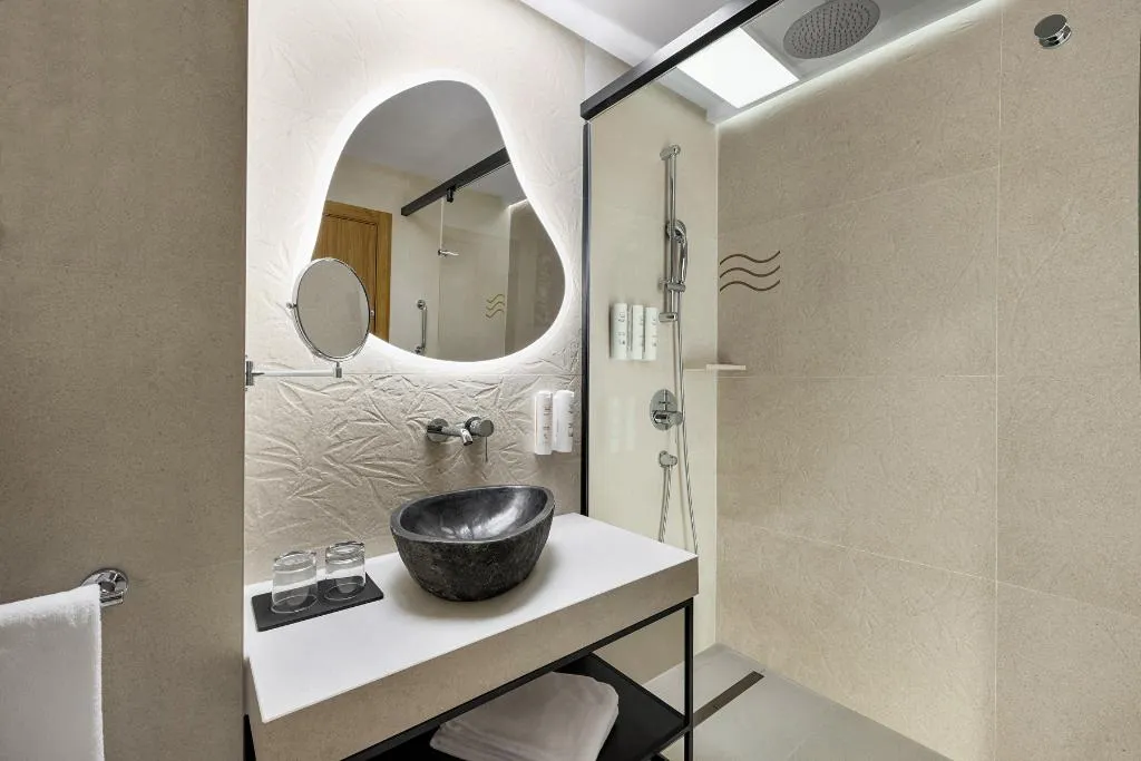 Double or Twin SEA VIEW Room, Hotel Riu Palace La Mola, Ibiza