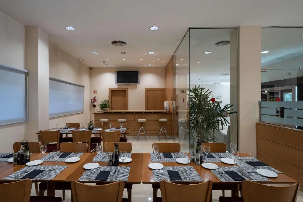 Restaurant, Catalonia La Maquinista, Barcelona