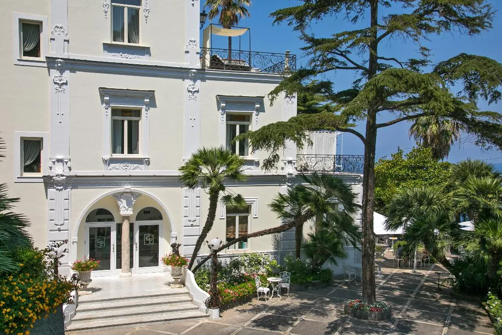 General view, Luxury Villa Excelsior Parco, Naples