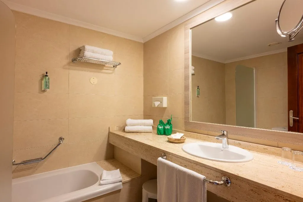 SUITE STANDARD Room, Landmar Costa Los Gigantes Family Resort, Tenerife