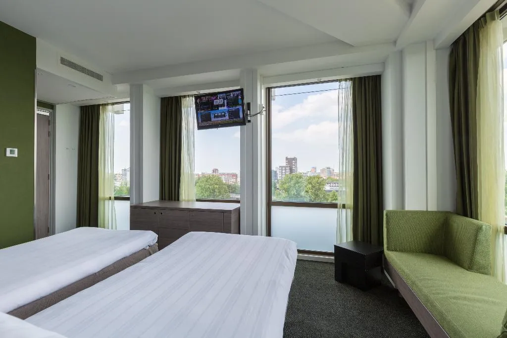 TWIN STANDARD Room, Leonardo Hotel Amsterdam Rembrandtpark, Amsterdam