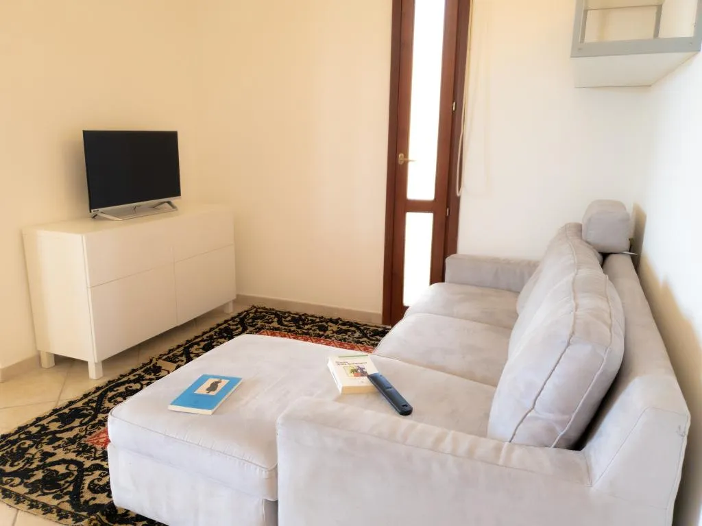 APARTMENT GARDEN VIEW Room, PMS CaseVacanze Olbia, Olbia