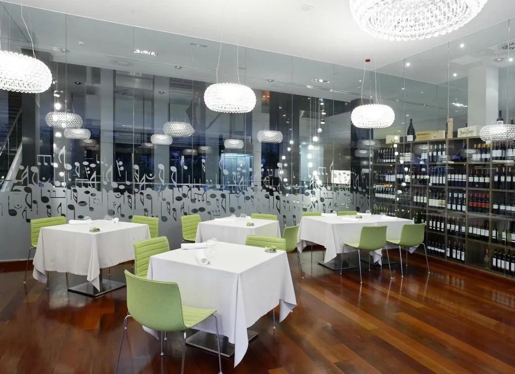 Restaurant, Primus Valencia, Valencia