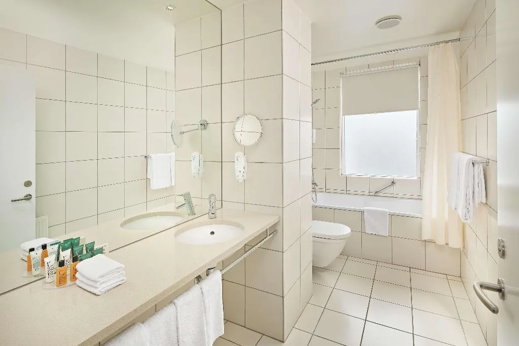 Room, Hilton Reykjavik Nordica, Reykjavik