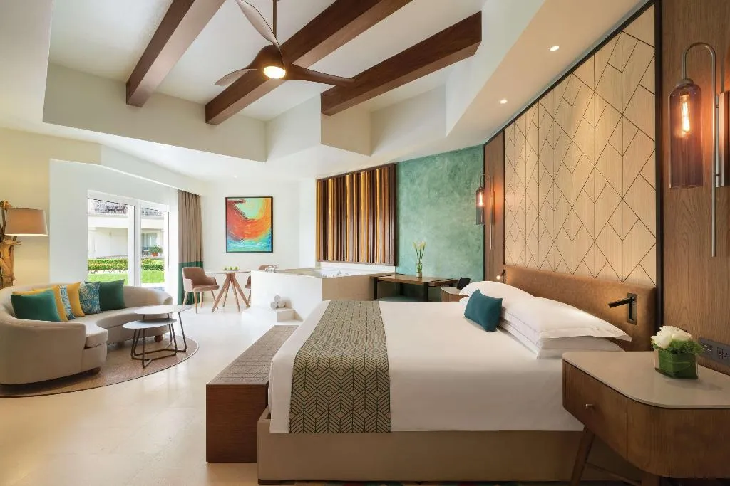 JUNIOR SUITE KING SIZE BED Room, Hyatt Vivid Playa Del Carmen - Adults Only, Playa Del Carmen