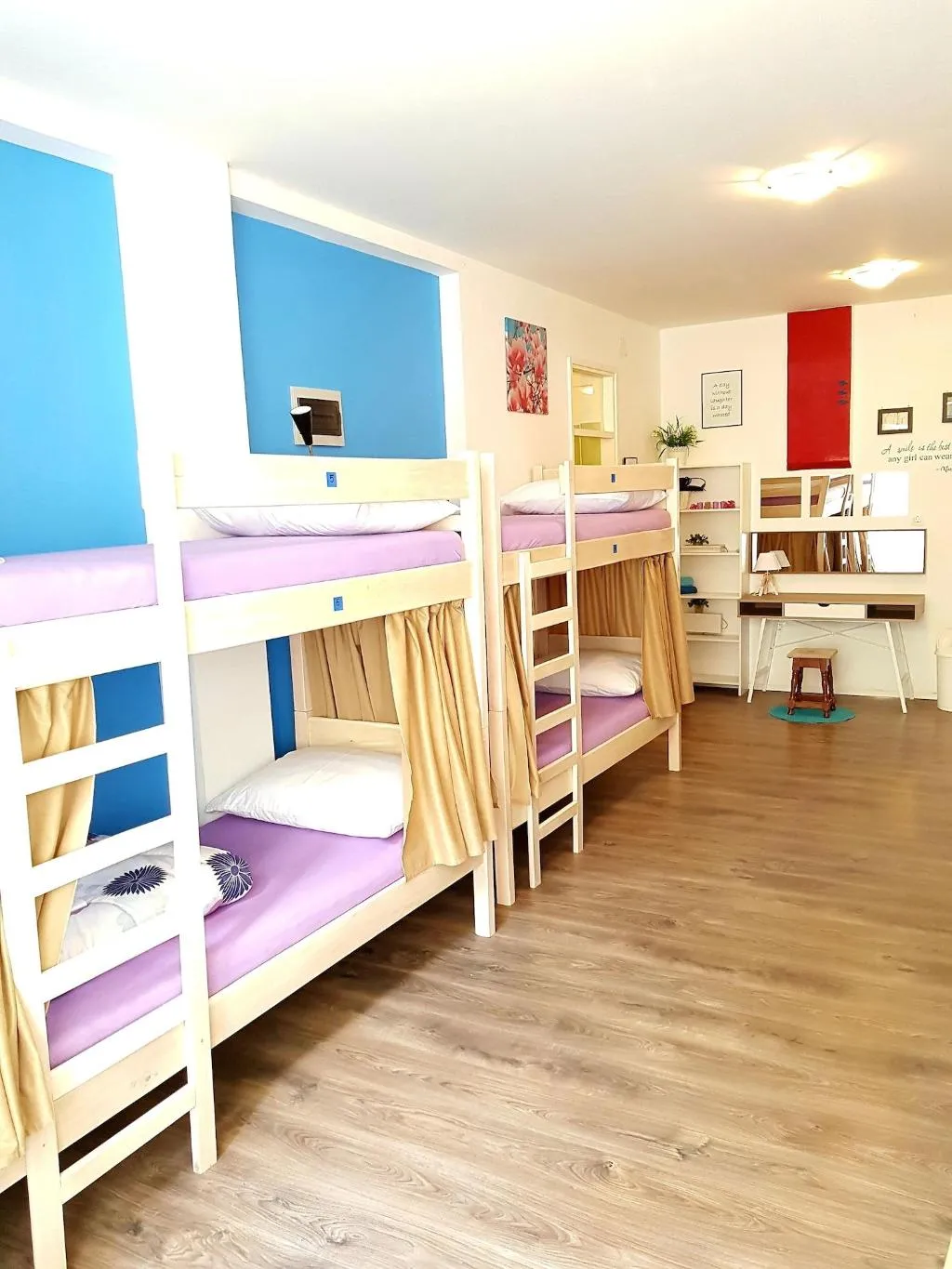 Room, Crazy House Hostel Pula, Istria