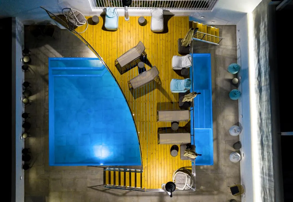 Pool, Deluxe Suites Santorini, Santorini