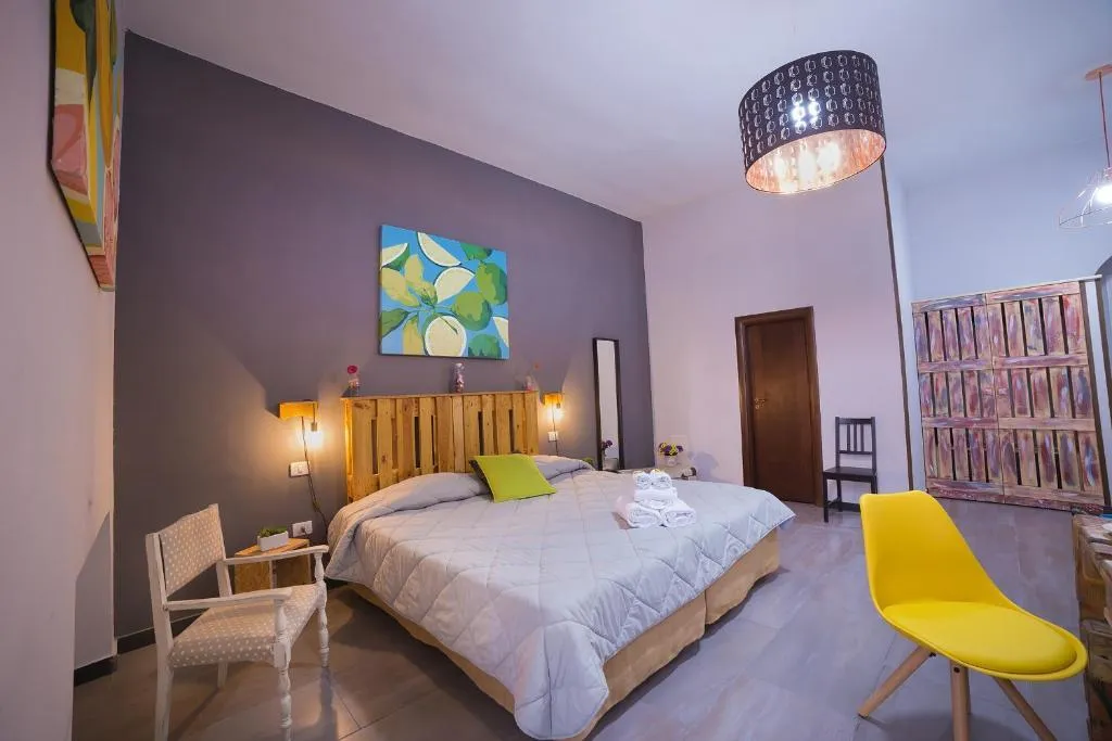 JUNIOR SUITE STANDARD Room, B&B Le 4 Stagioni Dante’s Suites, Naples