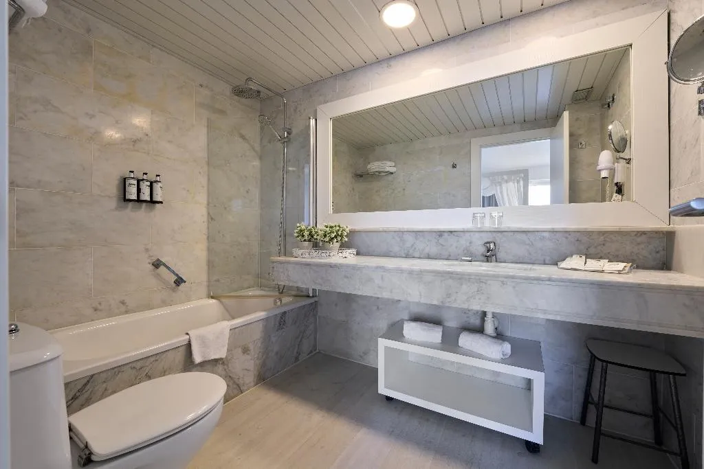 DOUBLE SINGLE USE WITH TERRACE Room, Catalonia Del Mar, Majorca