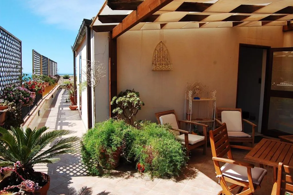 General view, B&B Portatenea, Catania