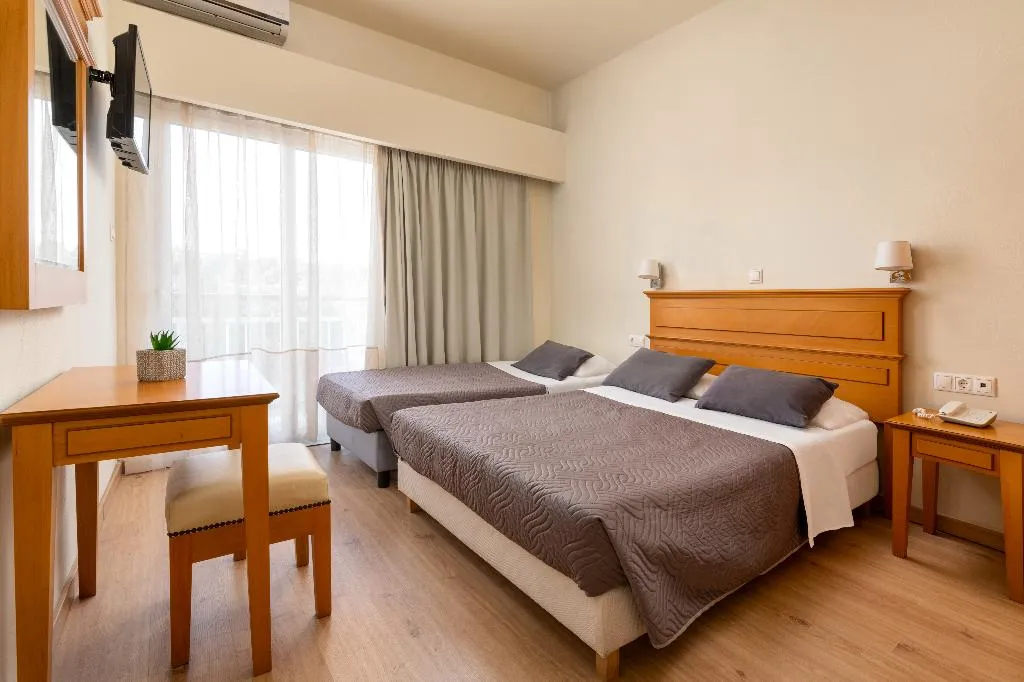 TRIPLE CITY VIEW Room, City Plus Rhodes Hotel, Rhodes