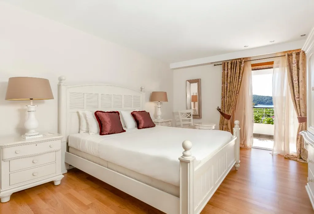 SUITE TWO BEDROOMS Room, Skiathos Princess, Skiathos