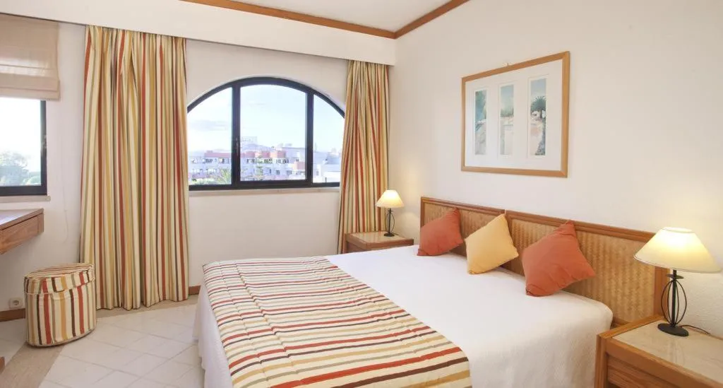 APARTMENT ONE BEDROOM Room, Muthu Oura Praia Hotel, Algarve