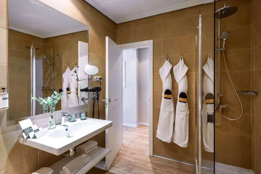 Room, Zel Madrid, Madrid