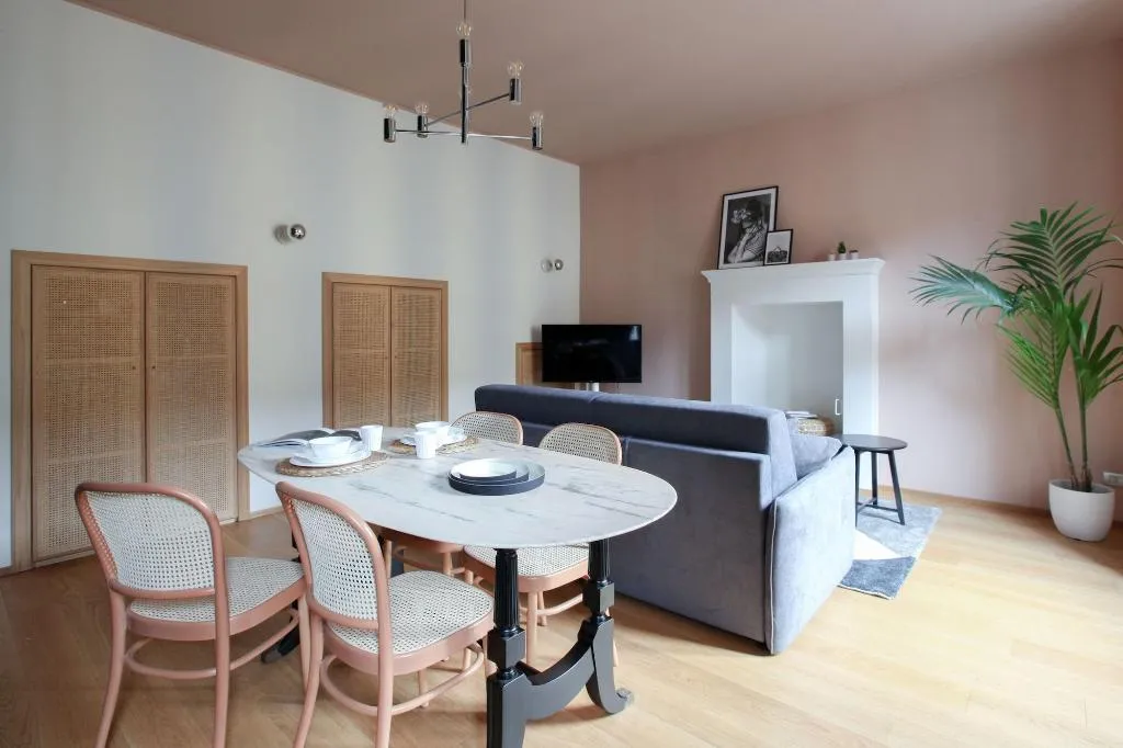 Room, Cà Bèla - Vitruvio, Milan