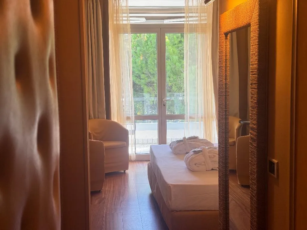 DOUBLE SINGLE USE WITH BALCONY Room, Hotel Greif, Venice