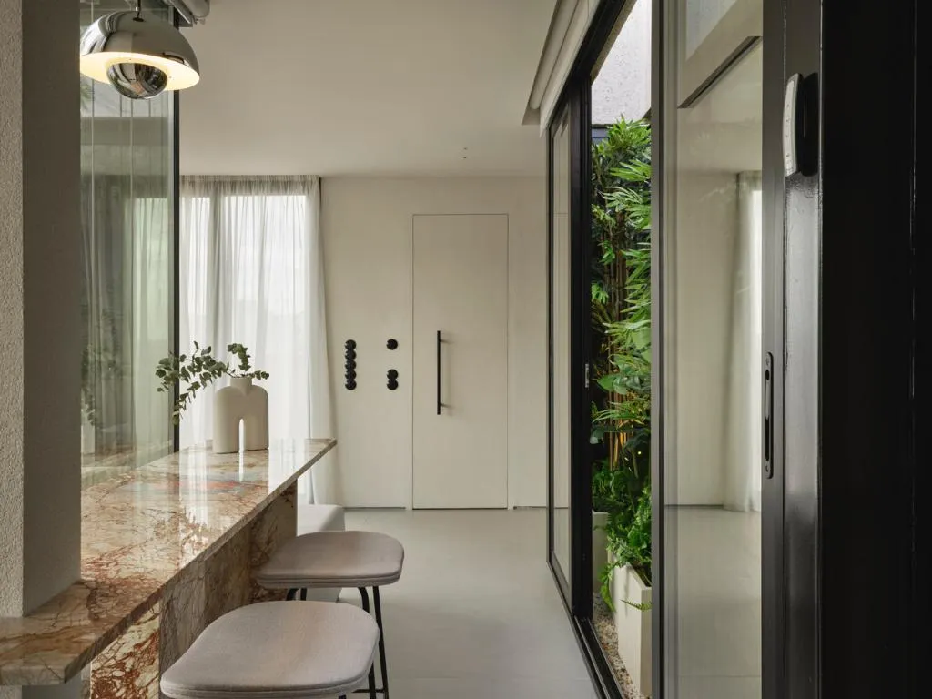 SUITE BUSINESS Room, Newel Psychiko, Athens