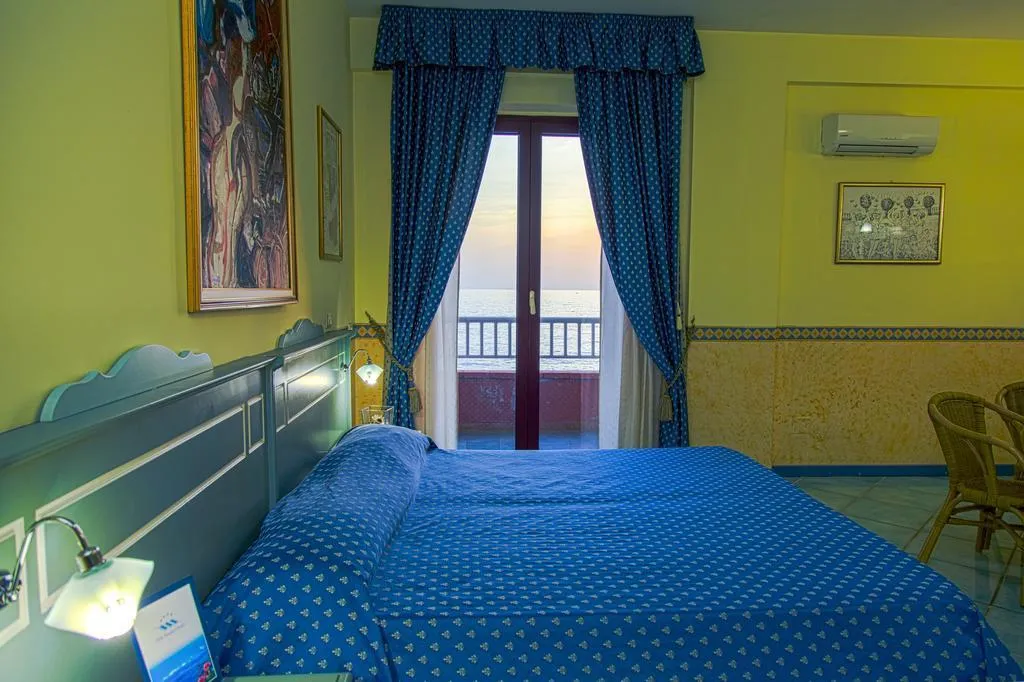 General view, Hotel Polo Nautico, Naples