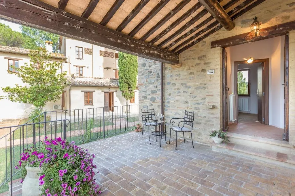 SUITE WITH JACUZZI Room, Gh Borgo Pulciano Agriturismo, Perugia