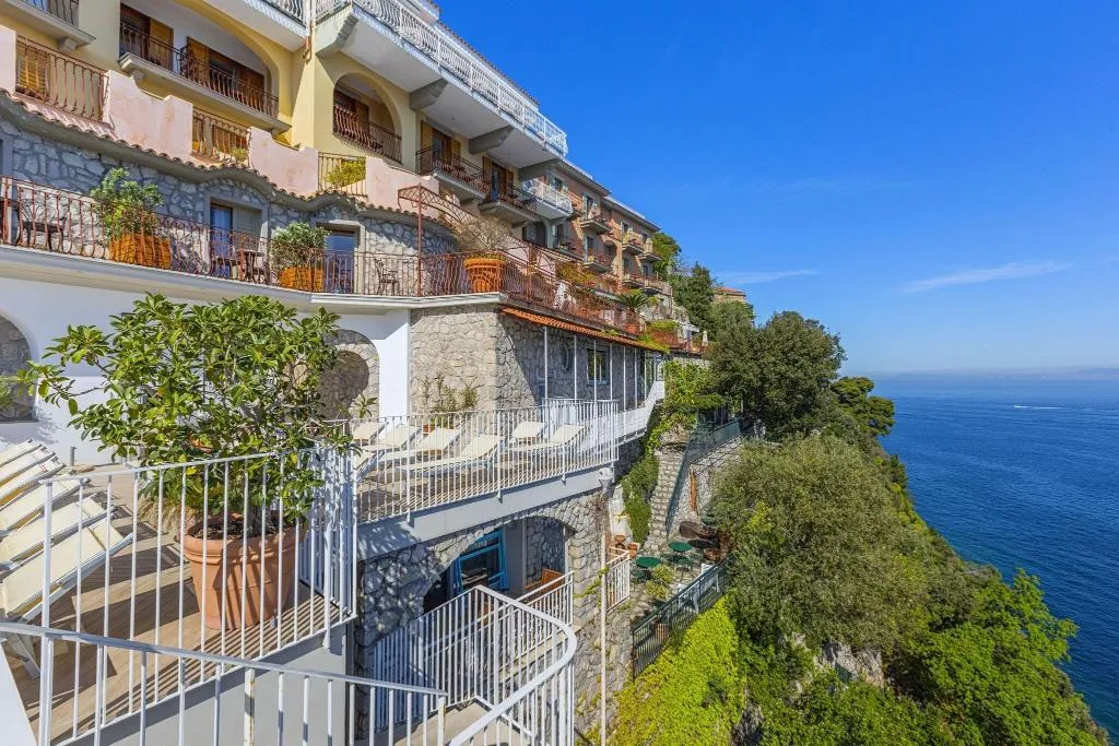 General view, Belair, Naples