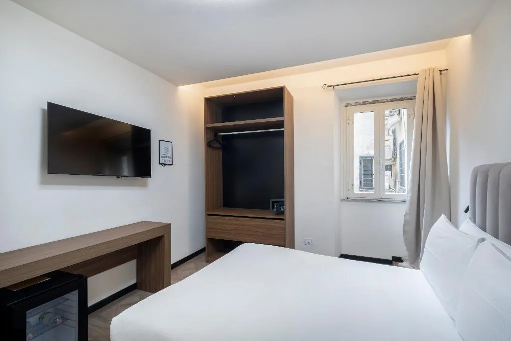 DOUBLE CLASSIC Room, 59 Steps Trevi, Rome