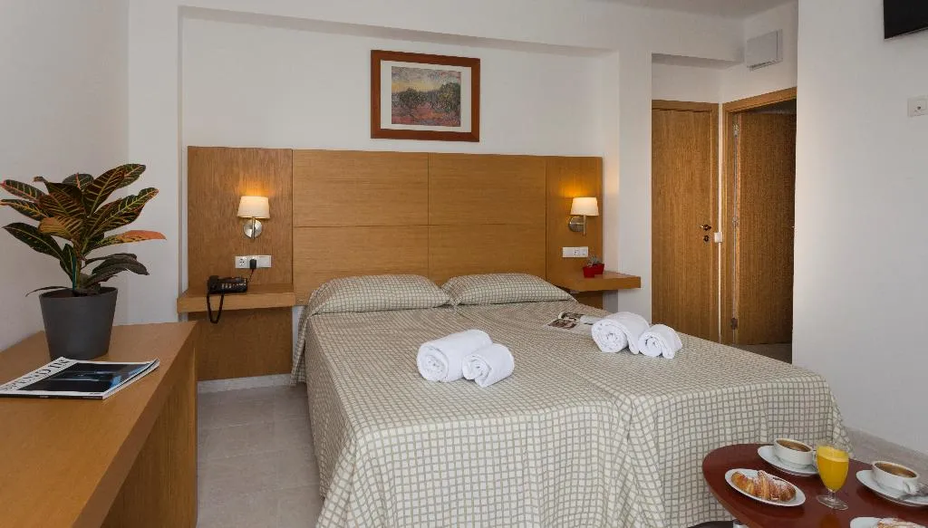 Double or Twin STANDARD Room, Elegance Playa Arenal, Majorca