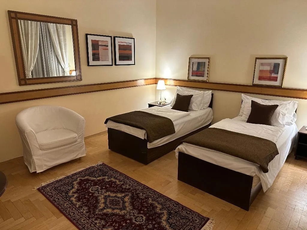 Double or Twin STANDARD Room, Fleur De Lis Hotel, Prague