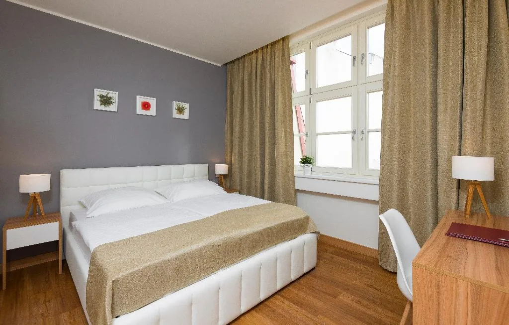 DOUBLE STANDARD Room, Hotel Garden Court Prague, Prague