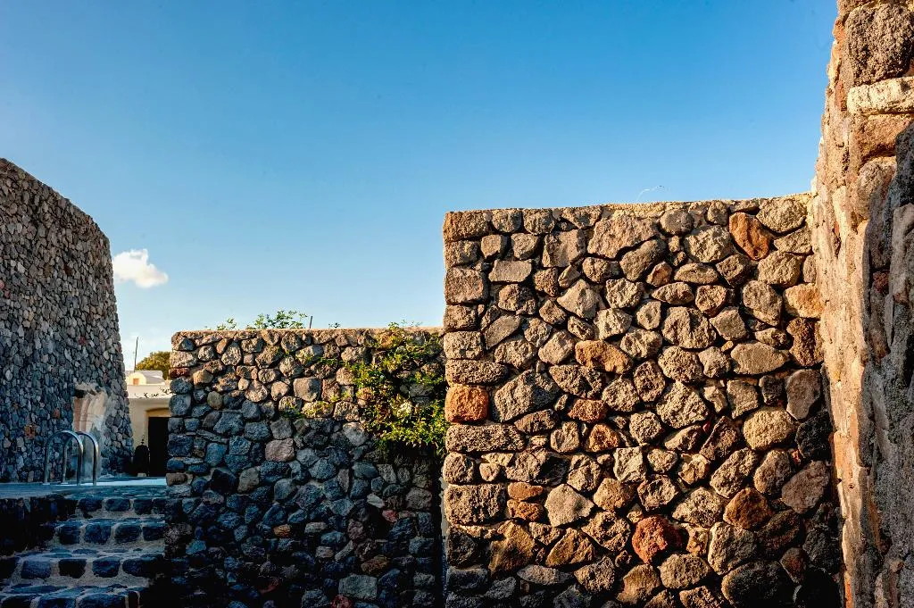VILLA THREE BEDROOMS WITH PRIVATE POOL Room, Santorini Heritage Villas & Mansions, Santorini