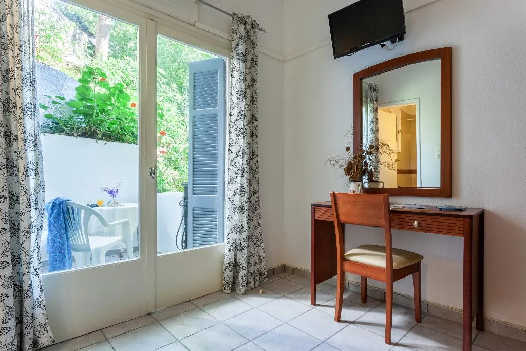 Double or Twin WITH BALCONY Room, Argo, Skiathos