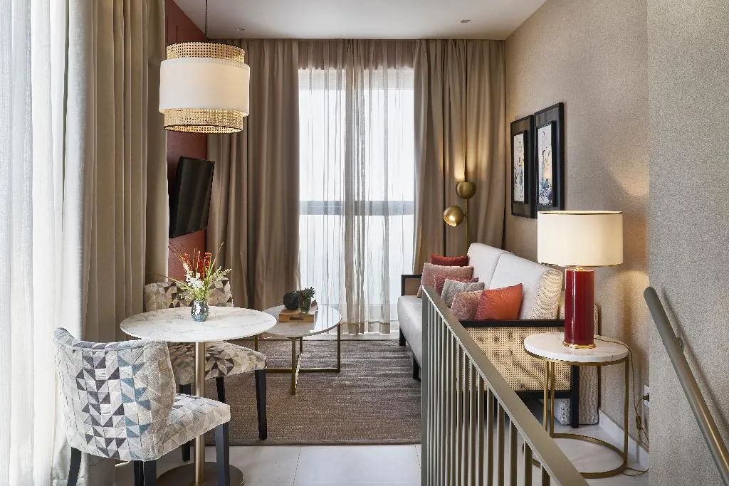 JUNIOR SUITE STANDARD Room, Vincci Molviedro Suites Apartments, Seville