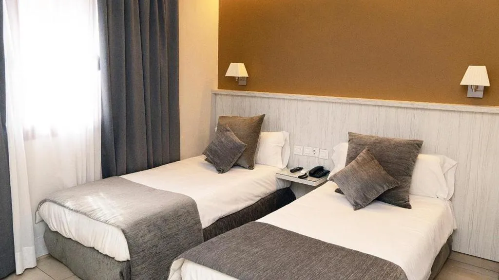 Room, Coronado, Barcelona