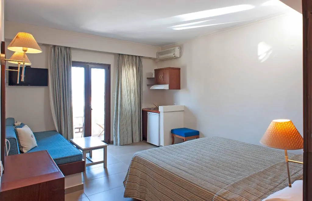 STUDIO CLASSIC Room, Frideriki Studios & Apartments, Crete