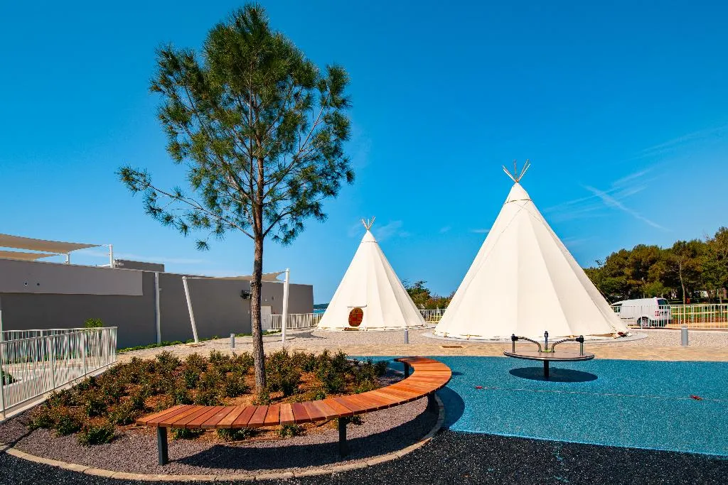 Sports and Entertainment, Arena Grand Kazela Camping Homes, Istria