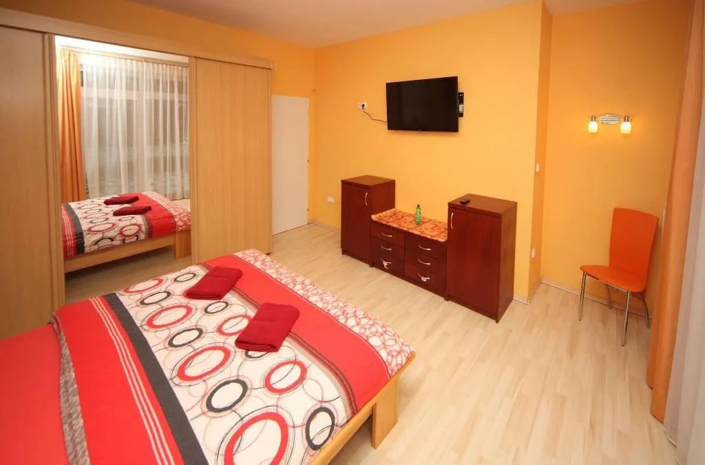 Room, Penzion V Roklích, Prague