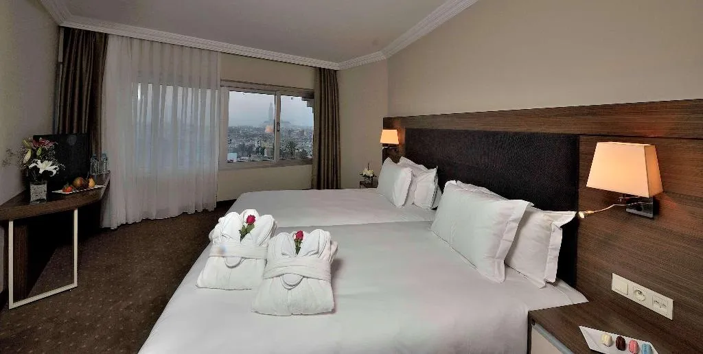 Room, Kenzi Basma, Casablanca